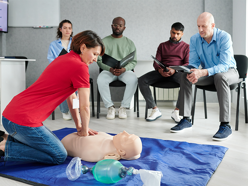 Guida ai Corsi Obbligatori per la Sicurezza: RSPP, RLS, Primo Soccorso e Antincendio